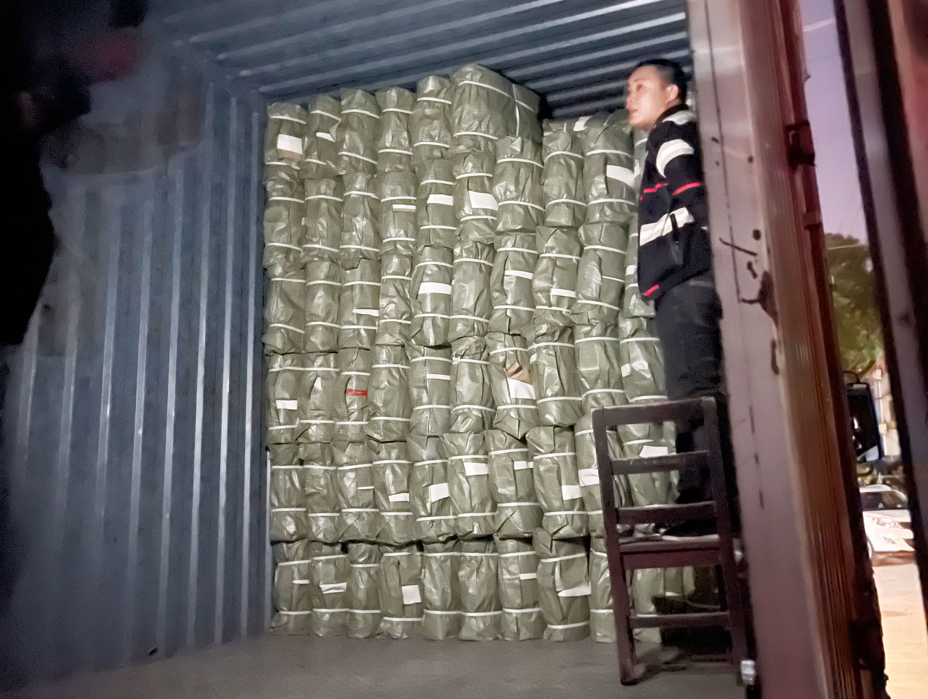 百金惠集团富营养大米包装盒纸盒定做、手提纸袋打包发货